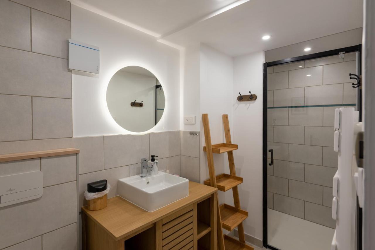 Au 9Eme Art Apartman La Rochefoucauld Kültér fotó