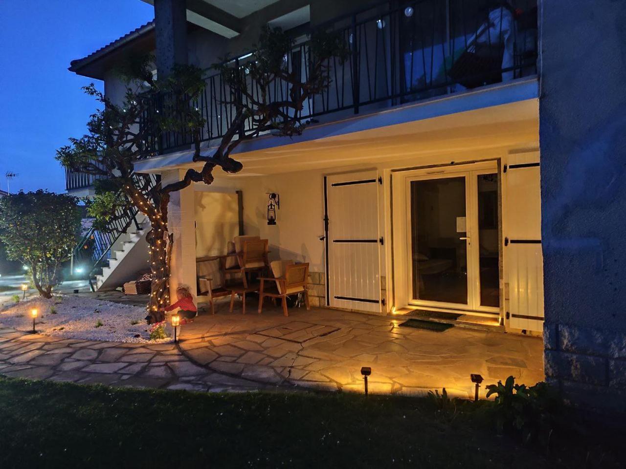 Au 9Eme Art Apartman La Rochefoucauld Kültér fotó